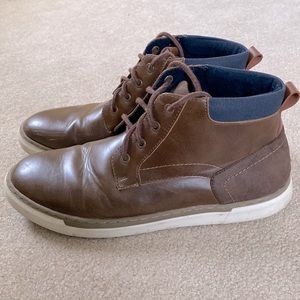 Mens 10.5 Faux Leather Dress Shoes - Like New